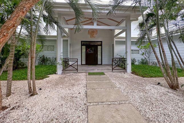 Villa for sale in 75V7+6Fx, C. Vascos, Provincia De Guanacaste, Tamarindo, 50309, Costa Rica, Tamarindo, Cr