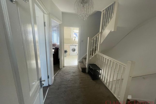 Beautiful 4 Bed Terraced House For Sale In Ig3