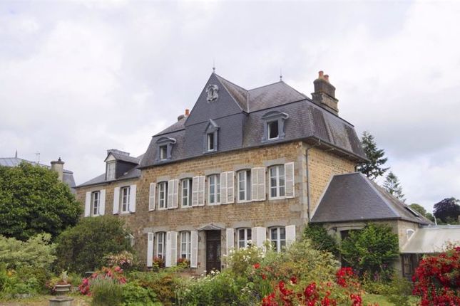 Thumbnail Property for sale in Normandy, Manche, Villedieu-Les-Poeles