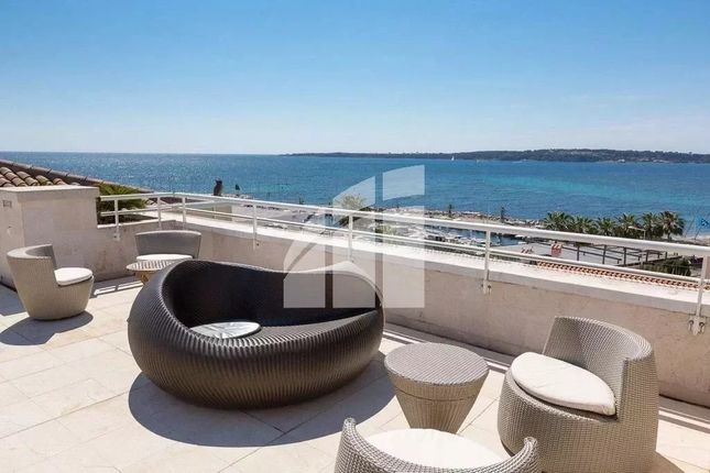 Studio for sale in Street Name Upon Request, Cannes, Fr