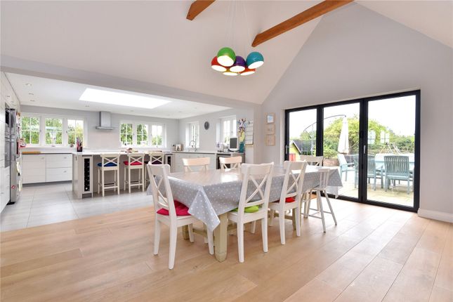 Kitchen/Reception