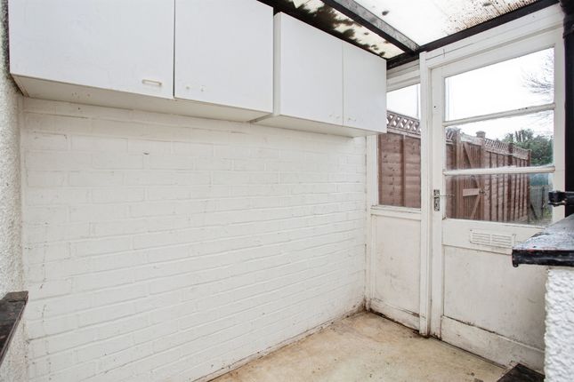 246, New Road, Rickmansworth photo 4