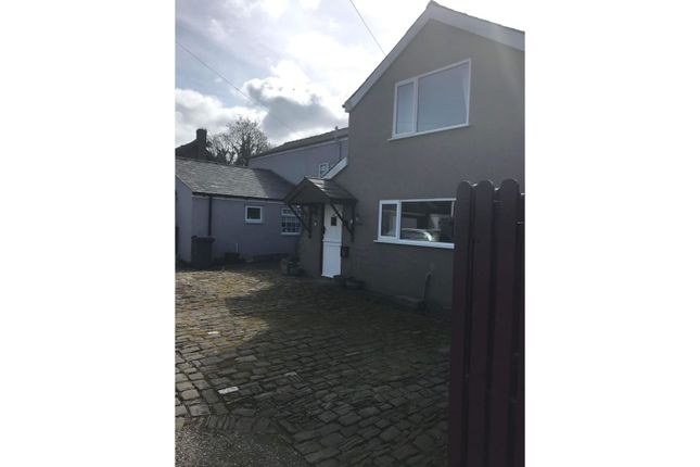 Cottage for sale in Meadow Lane, Preston