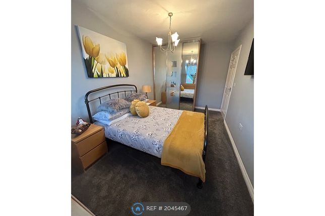 Room to rent in Greenacres, Lower Kingswood