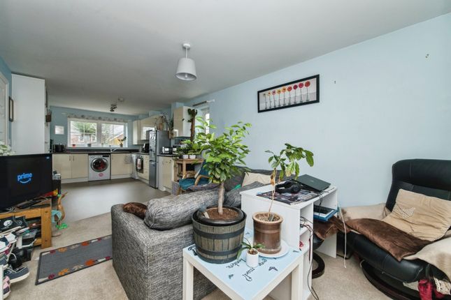 17, Poltimore Drive, Devon photo 3