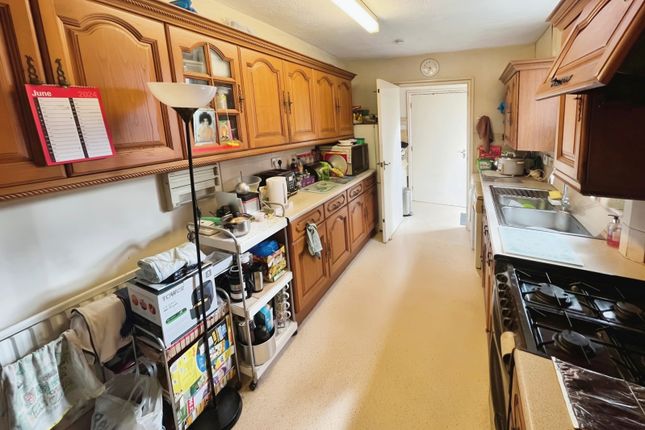 41, Eastleigh Road, Leicestershire photo 3