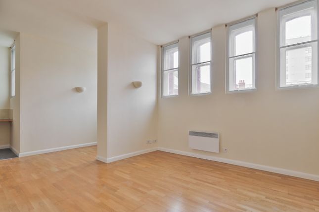 Flat for sale in City Exchange, Lowgate, Hull