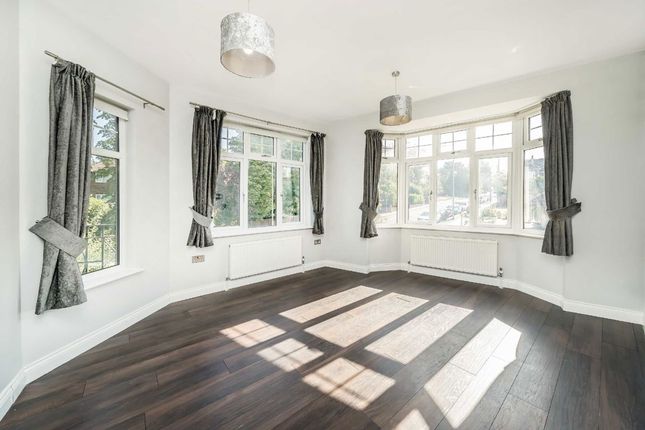 Flat 6, Stanhope Court, East End Road, London photo 2