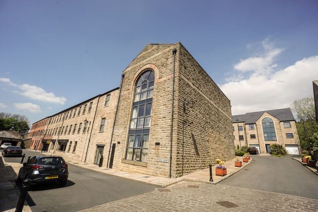 Thumbnail Flat for sale in Kiers Court, Horwich, Bolton
