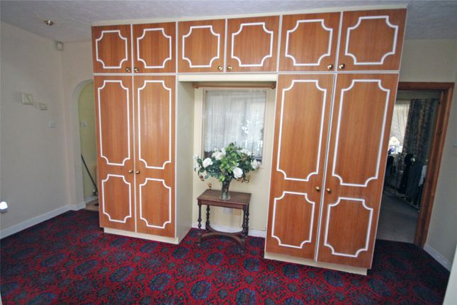 48, Kennard Road, Hampshire photo 3