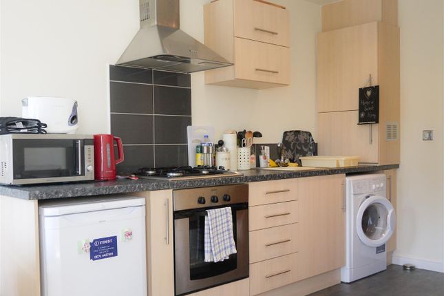14 Pines Court, Mansfield Road, Nottingham photo 2