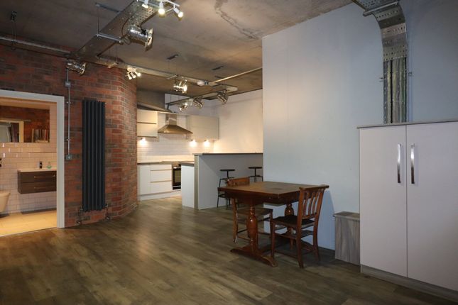 Flat to rent in Sherborne Street, Birmingham