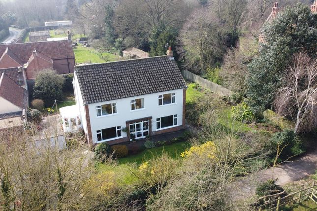 Thumbnail Detached house for sale in Vicarage Lane, Farnsfield, Newark
