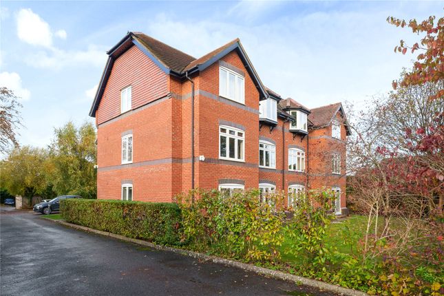 Thumbnail Flat for sale in Cranley Road, Guildford, Surrey