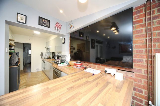 141, Runley Road, Luton photo 4