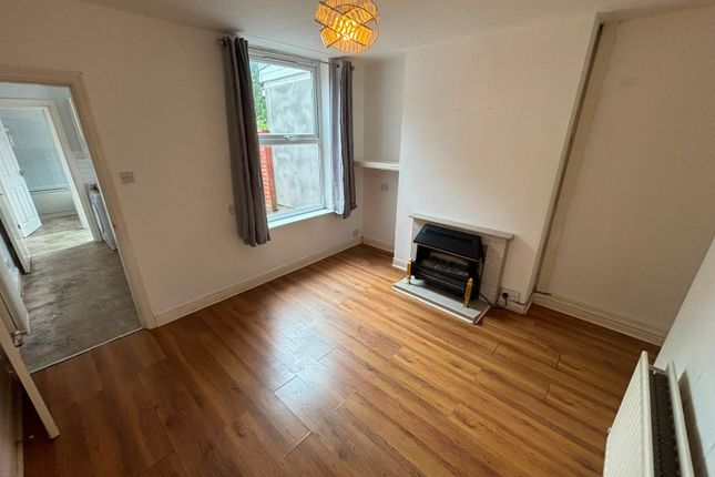 15, Queensgate, East Riding of Yorkshire photo 3
