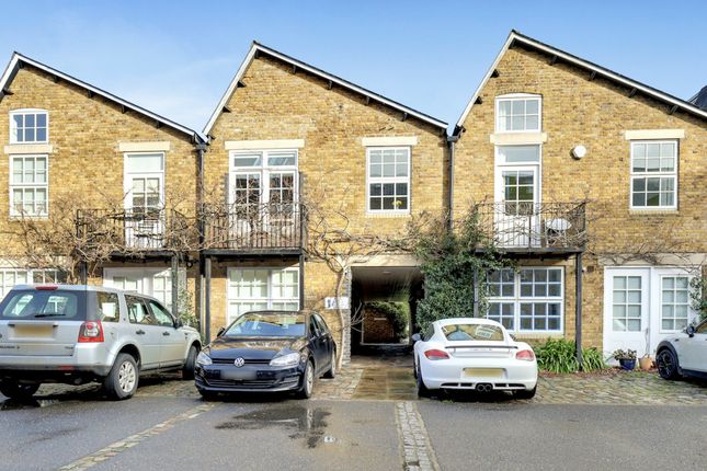 5, Welmar Mews, Clapham photo 2