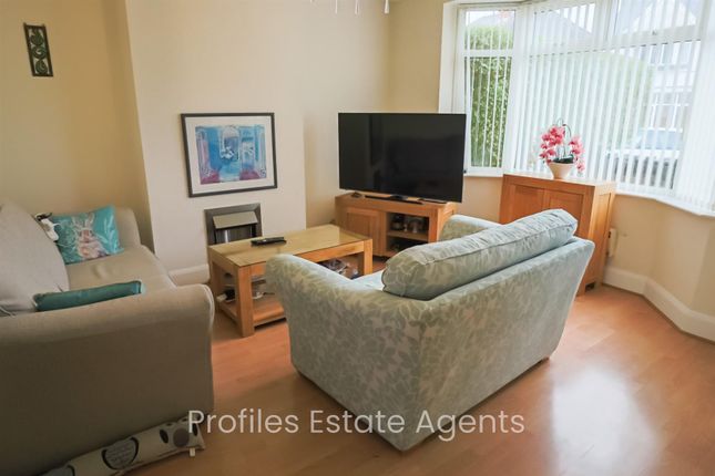 35, Bardon Road, Barwell photo 2