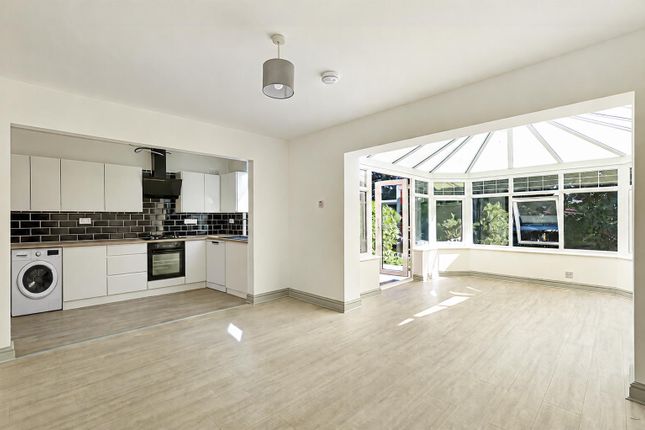 91, Westbury Lane, Coombe-Dingle photo 4
