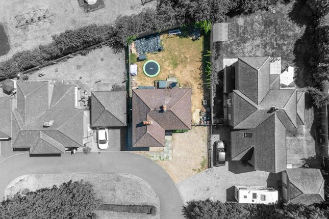 Cherry Tree House Bonds Crescent, Royston photo 2