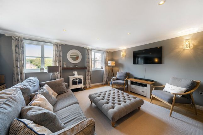 Town house for sale in Hindhead, Surrey