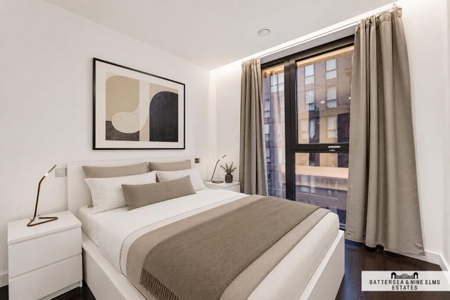 42 Madeira Tower, 30 Ponton Road, London photo 3
