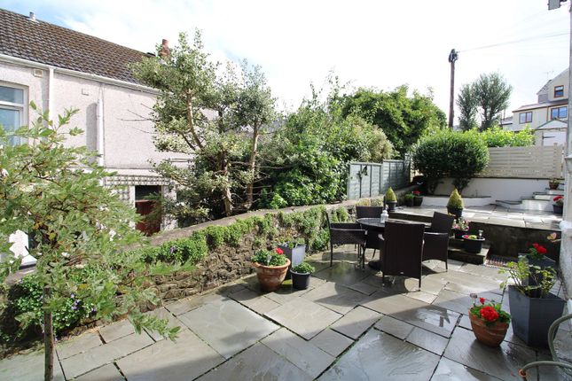 18, Brynmawr Place, Maesteg photo 5