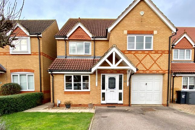 Thumbnail Detached house for sale in Brace Close, Cheshunt, Waltham Cross