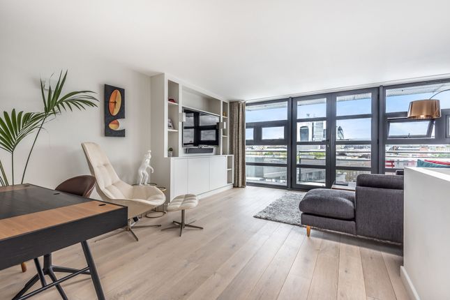 Penthouse for sale in The Glass House, Royal Oak Yard SE1