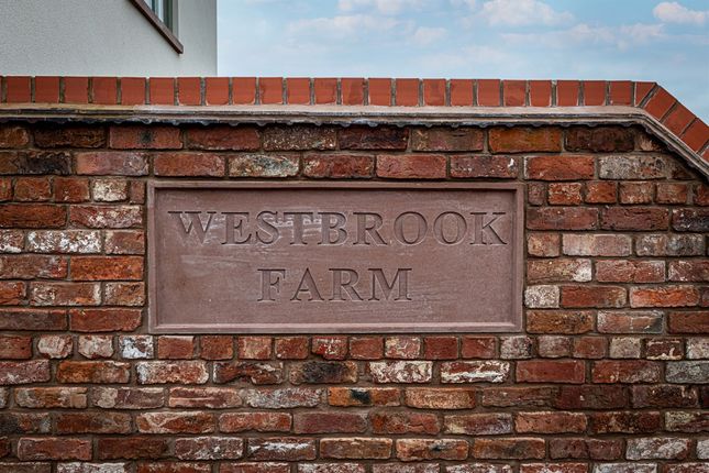 5 Westbrook Farm Hollow Lane, Frodsham photo 2
