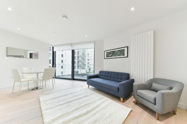 1-bed flat on 18 Summerston House 51, Starboard Way, London, £390,000
