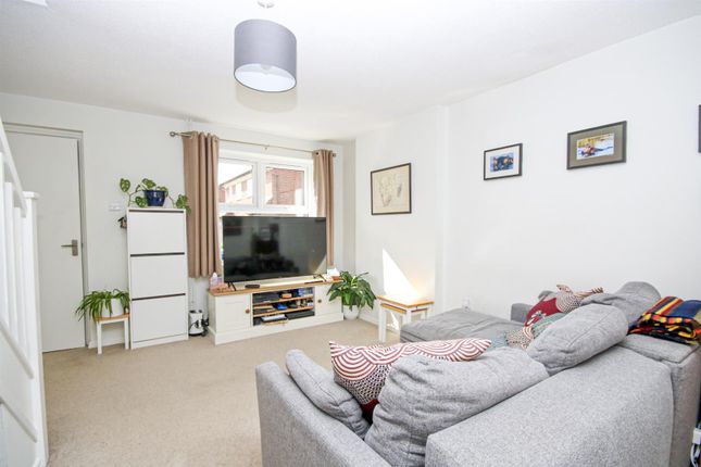 29, Wakehurst Close, Norwich photo 2