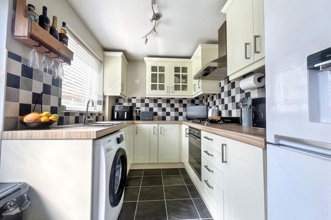 2, Warkworth Drive, Morpeth photo 3