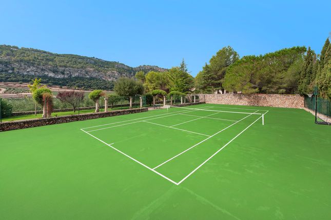 Country house for sale in Country Estate, Son Serralta, Puigpunyent, Mallorca, 07194