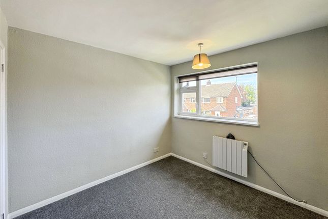 Terraced house to rent in Willow Close, Canterbury, Kent