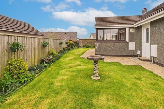13 Fairbush Close, Haverfordwest photo 2
