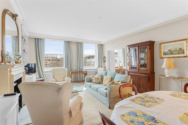 Flat 11, 25, Queen's Gate Gardens, London photo 4