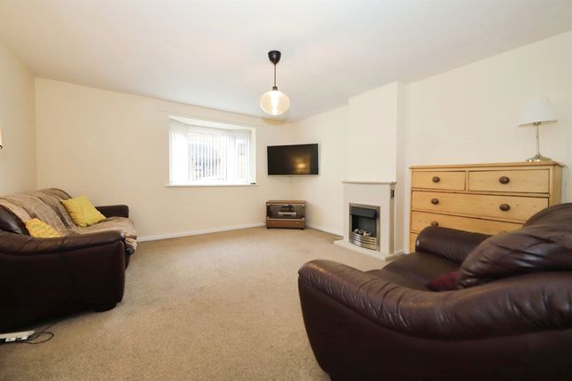 14, The Slad, Stourport-On-Severn photo 2