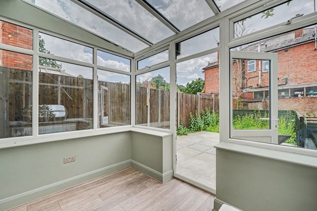 84c  Lowlands Road, HARROW photo 4