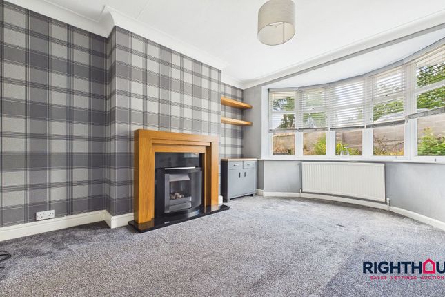 4 Brearcliffe Drive, Bradford photo 2
