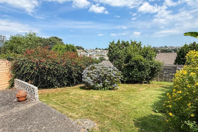 14, Messack Close, Falmouth photo 2