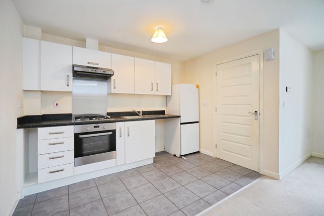 4, Glasgow Close, Swadlincote photo 3