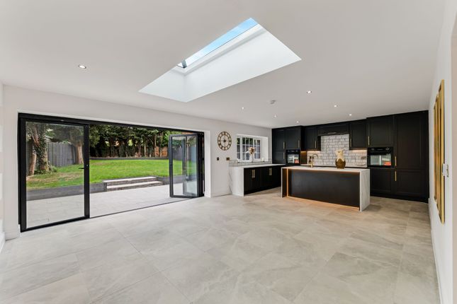 53 Kirby Lane, Leicester photo 3