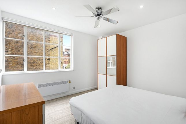 Flat 209 Roland House,, Roland Gardens, London photo 4