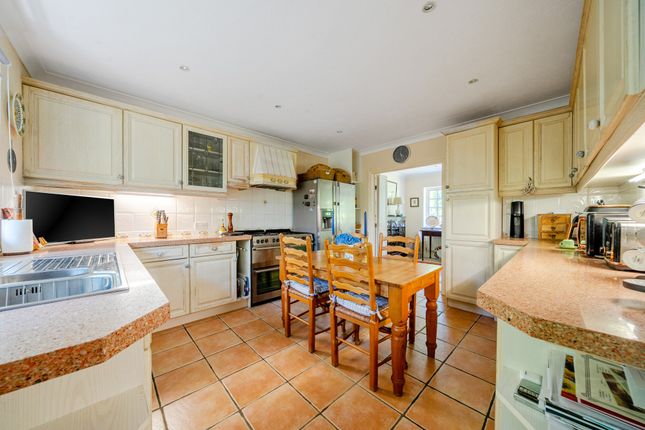 Holly House, Linkside South, Hindhead photo 3