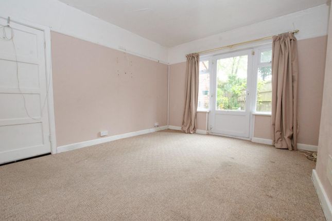 28, Spring Road, Southampton photo 4