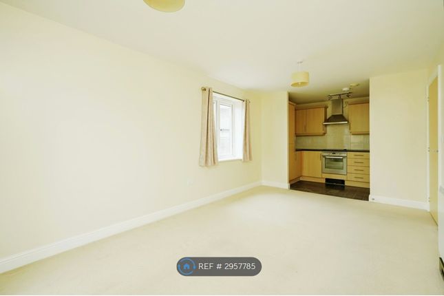 Thornhill Close, Carterton photo 2