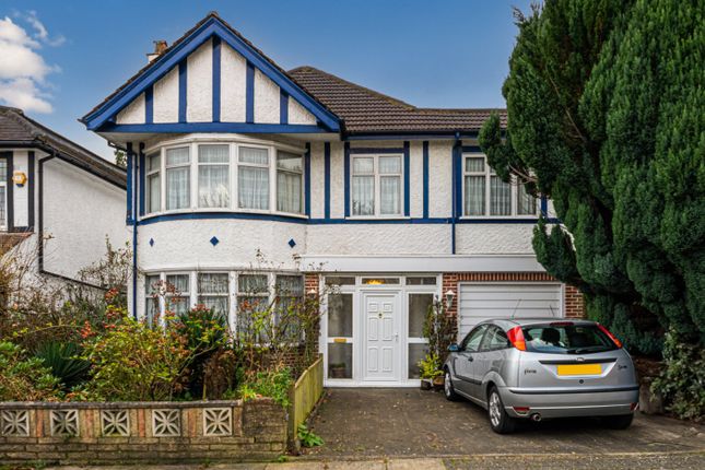 Thumbnail Detached house for sale in Millway, London