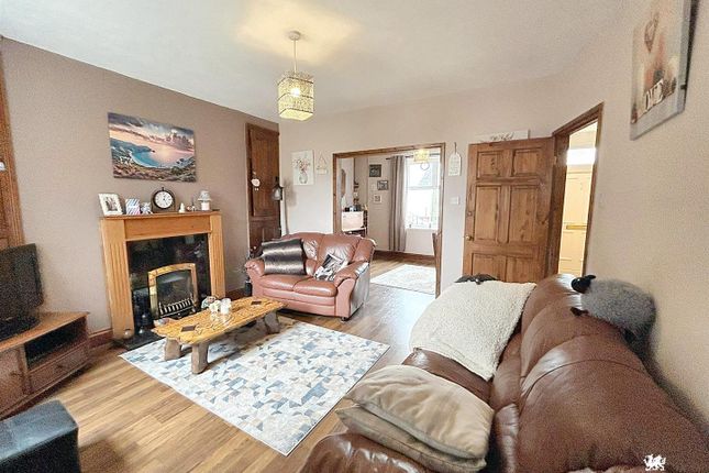7, Talbot Road, Ammanford photo 3