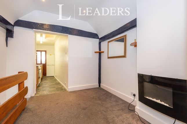 First Floor Flat 38 West Street, Dorking, Dorking photo 3